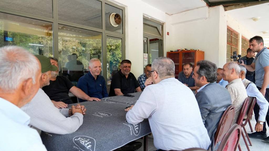 İstanbul Valisi Davut Gül, Şile'de Mahalle Ziyaretleri Gerçekleştirdi