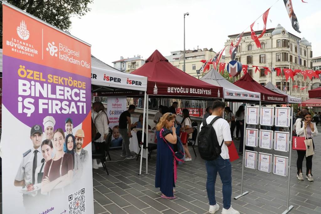 Beyoğlu Kariyer Fırsatları Buluşması: Sağlık Sektöründe Yeni İş Fırsatları