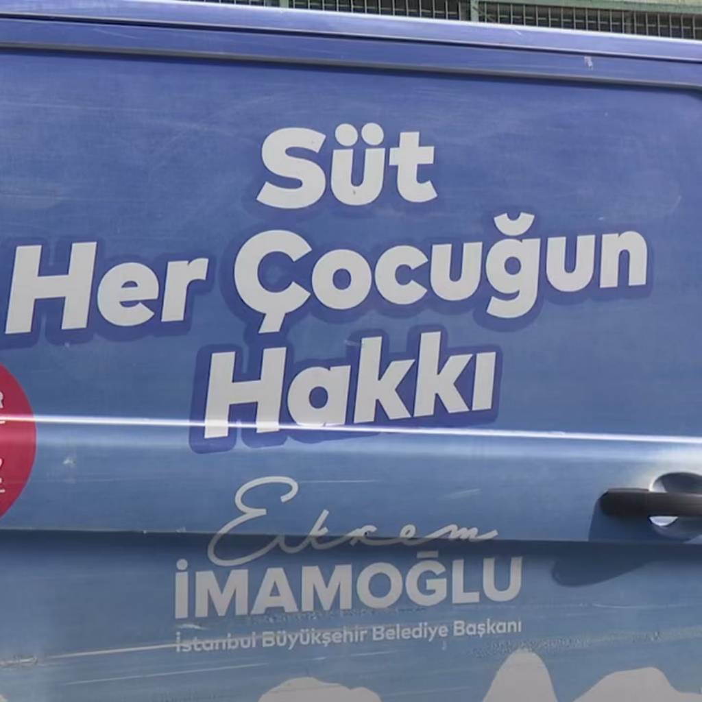 İmamoğlu'ndan Önemli Açıklama: 32 Milyon Litre Halk Süt Dağıtıldı