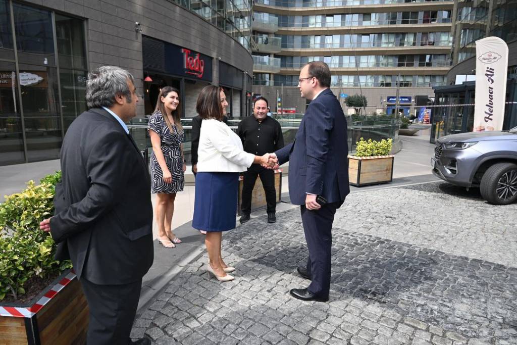 İstanbul İl Sağlık Müdürü Abdullah Emre Güner, İSTAHED'i Ziyaret Etti