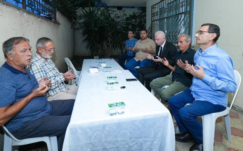 İstanbul Valisi Davut Gül, Tokat Vali Yardımcısı'nın Ailesine Taziye Ziyaretinde Bulundu