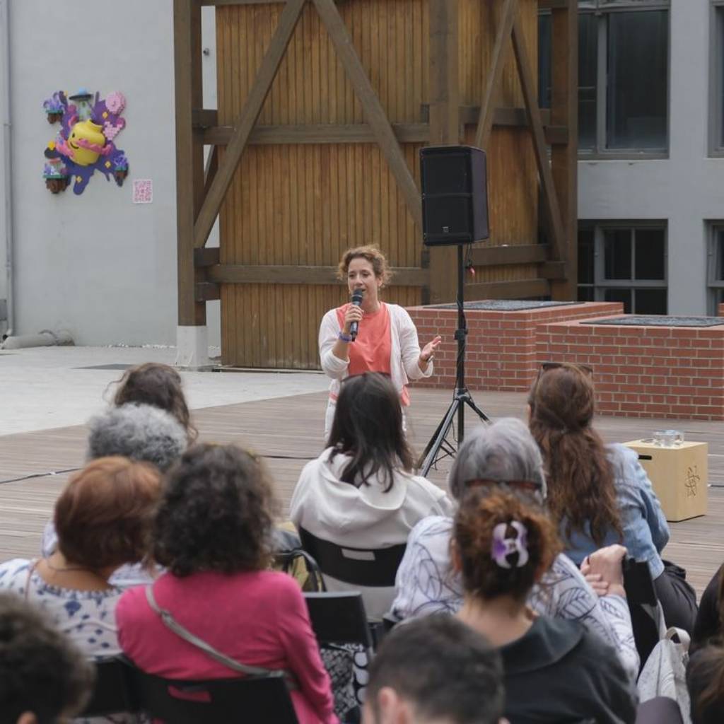 Şirincan Çakıroğlu, Müze Gazhane'de Gülmek Yakışır Serisi ile Göz Doldurdu