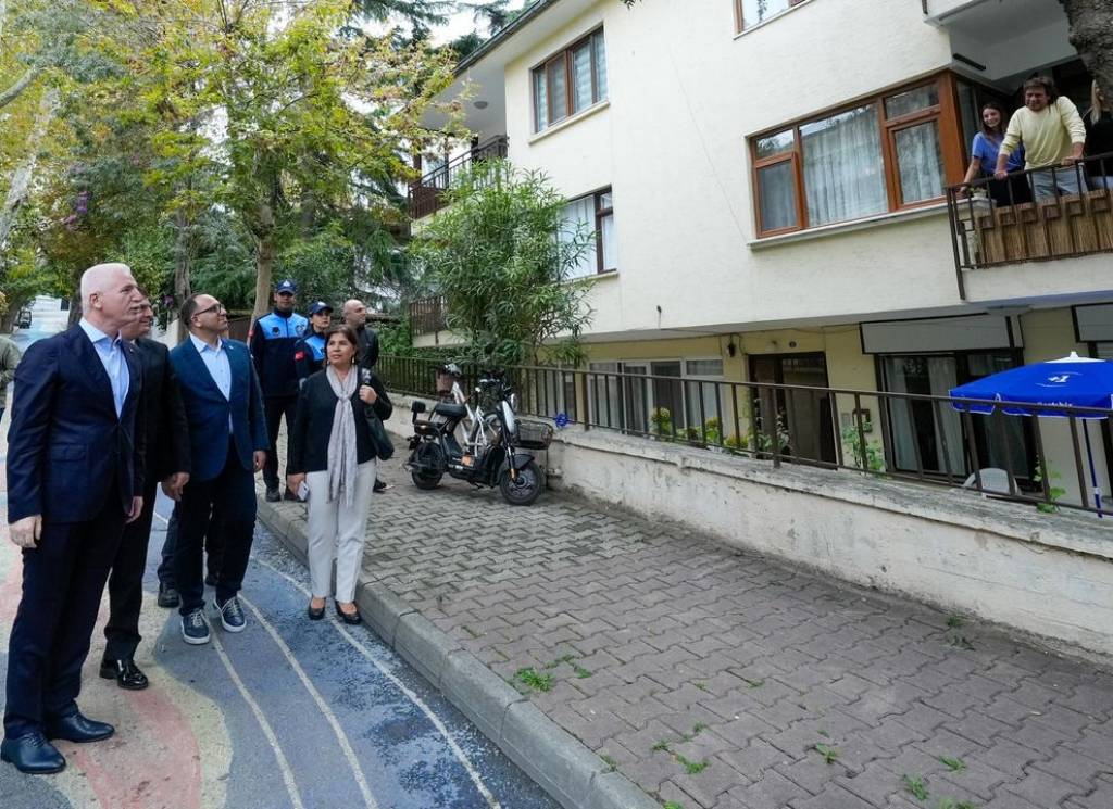 İstanbul Valisi Davut Gül, Adalar'da Program Gerçekleştirdi