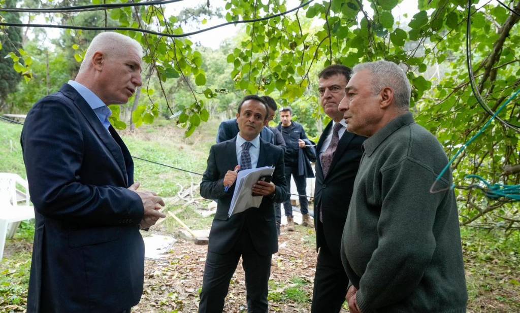 İstanbul Valisi Davut Gül, Ailemiz İstanbul Projesi Kapsamında Adalarda Ziyaretlerde Bulundu